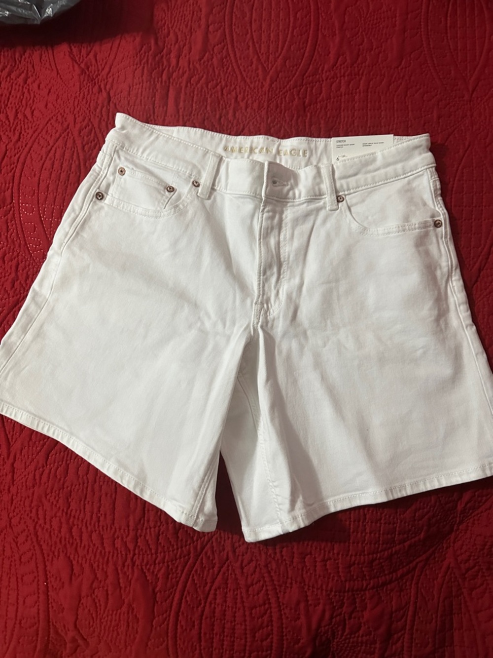 New American Eagle Outfitters White Denim Women’s Shorts size 6
